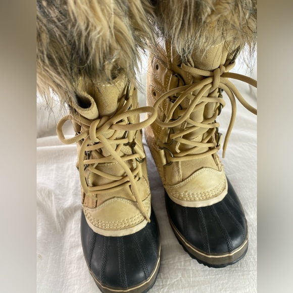 Sorel Joan of Arctic Boots Leather- Size 7 - Picture 6 of 13